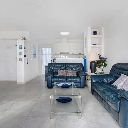 Apartment Puerto Chico C